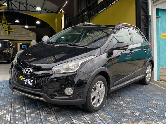 HYUNDAI HB20X 1.6 16V STYLE FLEX 4P MANUAL HYUNDAI HB20X 1.6 16V STYLE FLEX 4P MANUAL